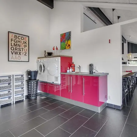 Minna - 975m From The Sea In Nw Jutland By Interhome