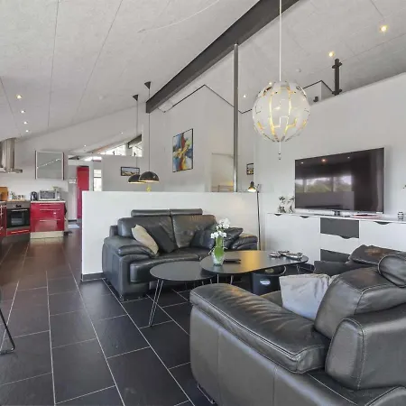 Minna - 975m From The Sea In Nw Jutland By Interhome Holiday home